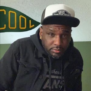 Meet your Posher, Zachary